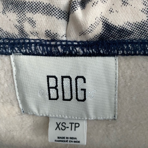 BDG Delaney Hooded Cardigan - Picture 10 of 13